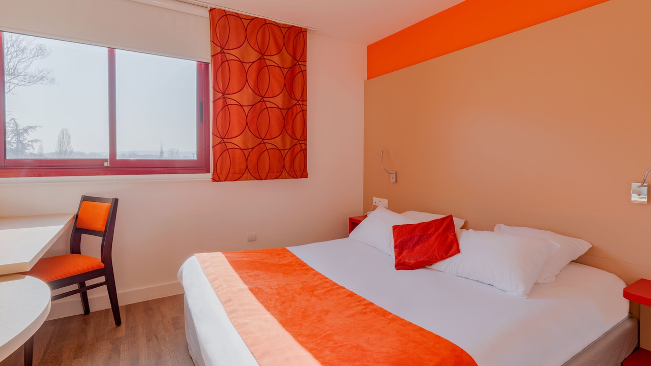 Photo of Bedroom in L'Isle-d'Abeau