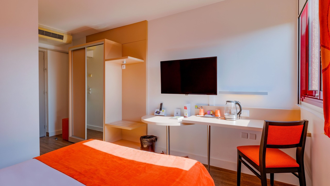 Photo of Bedroom in L'Isle-d'Abeau