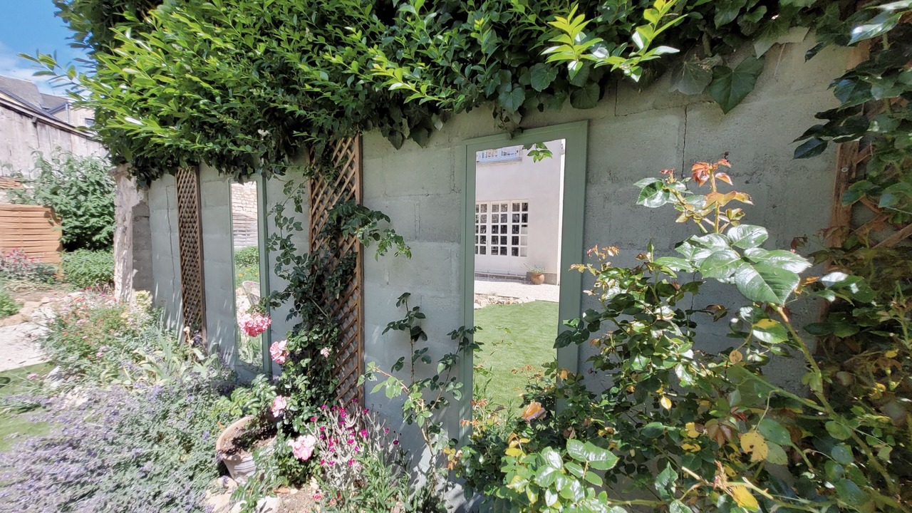 Photo of Outdoor in Chinon