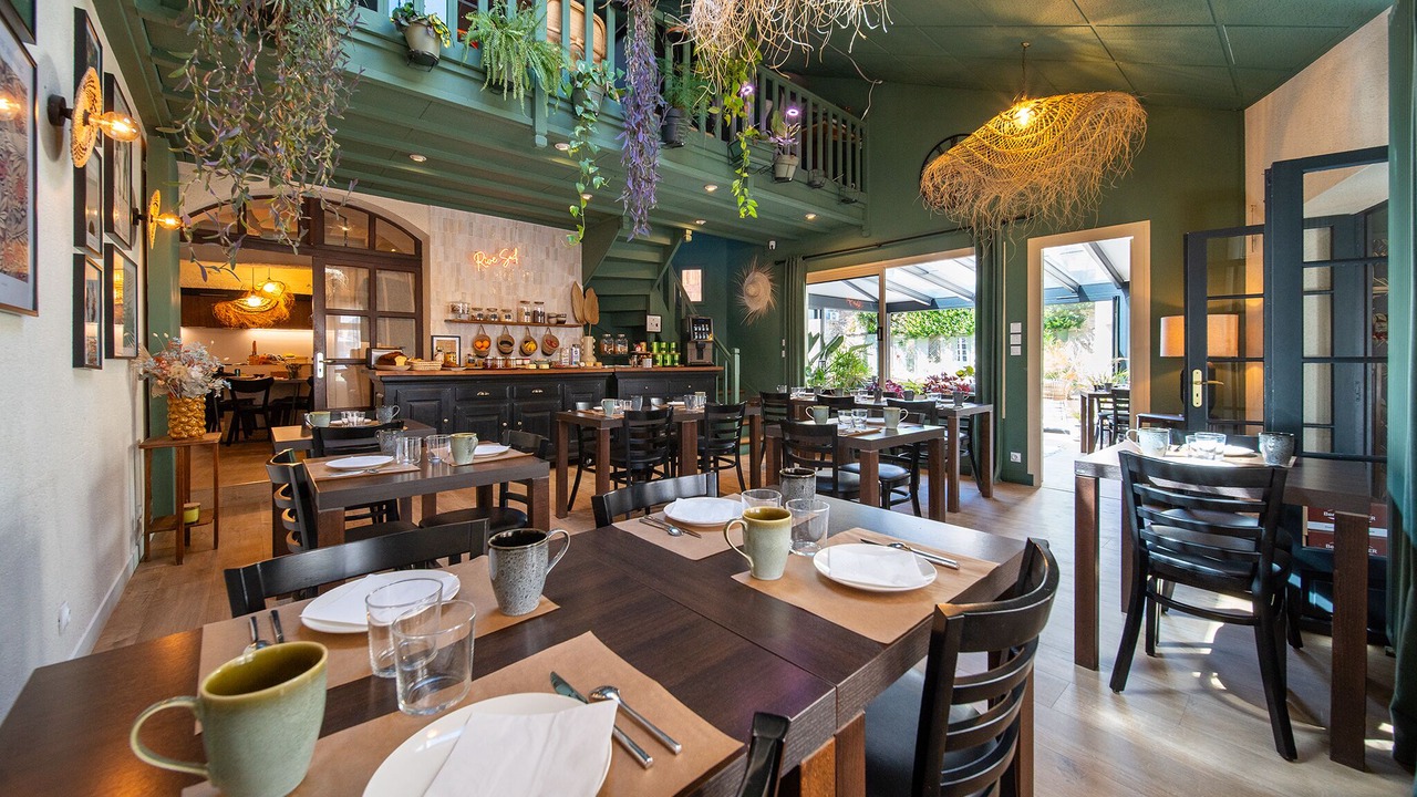 Photo of Others in Chinon