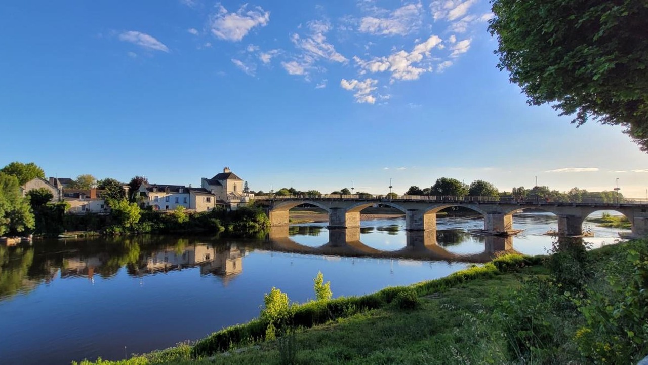 Photo of Others in Chinon