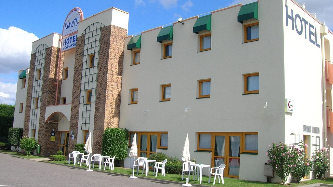 Photo of Outdoor in Epone