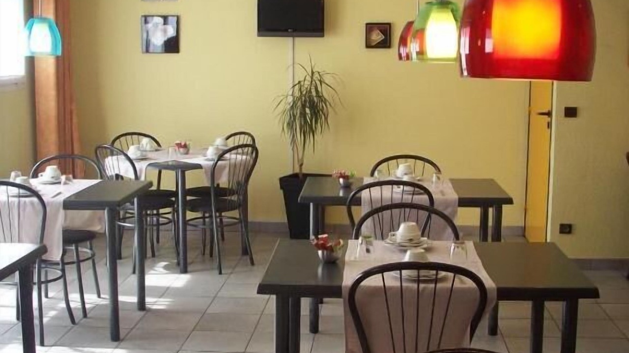 Photo of Others in Epone