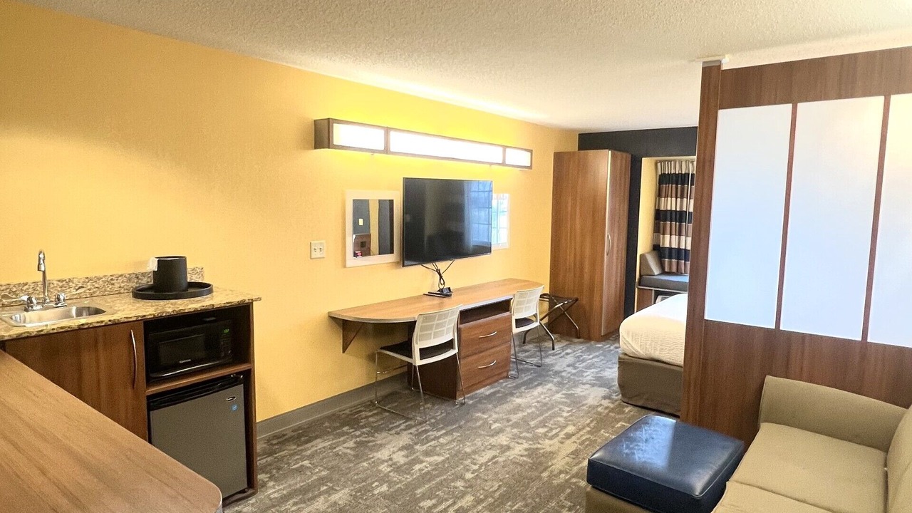 Photo of Bedroom in Chili Center