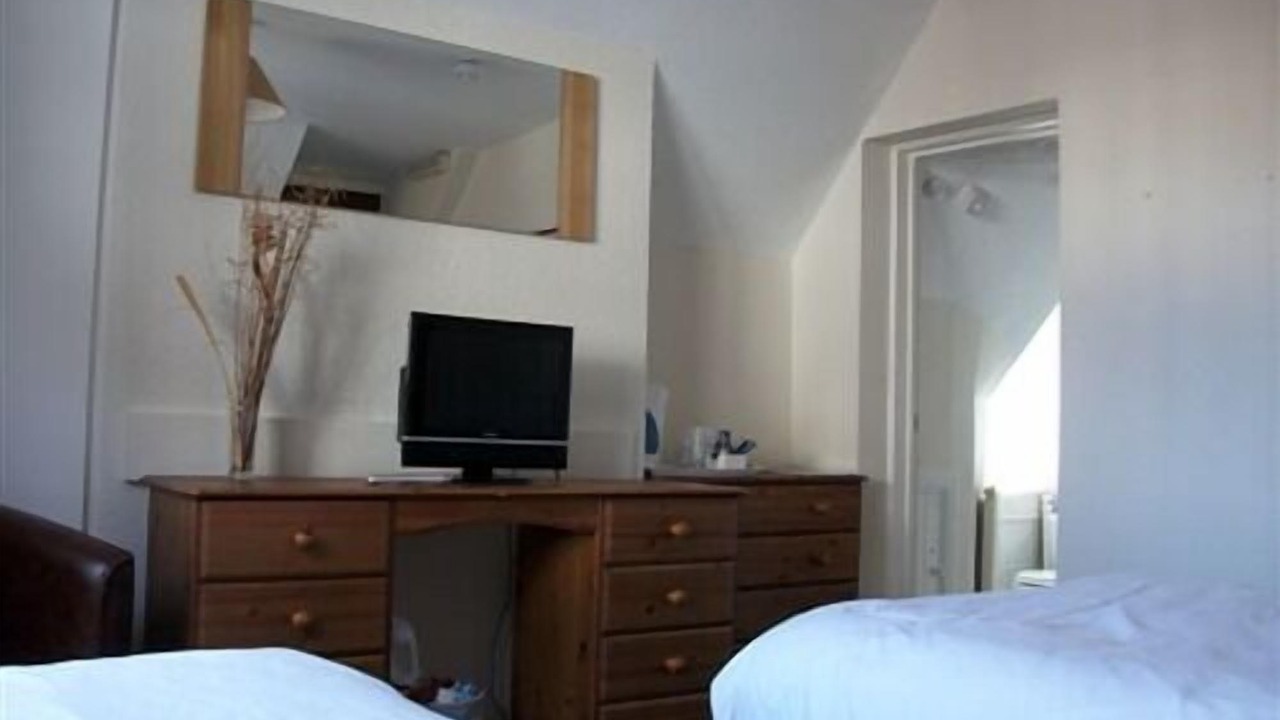 Photo of Bedroom in Seer Green