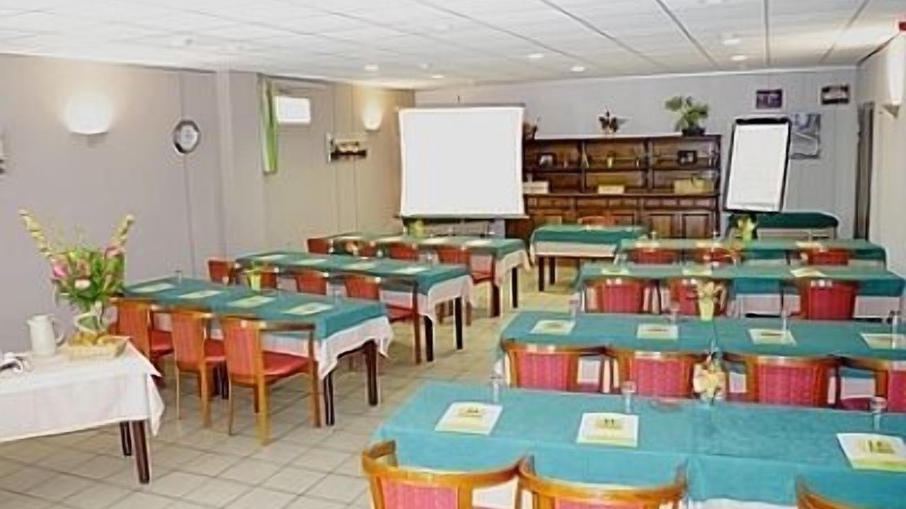 Photo of Others in Sarcey