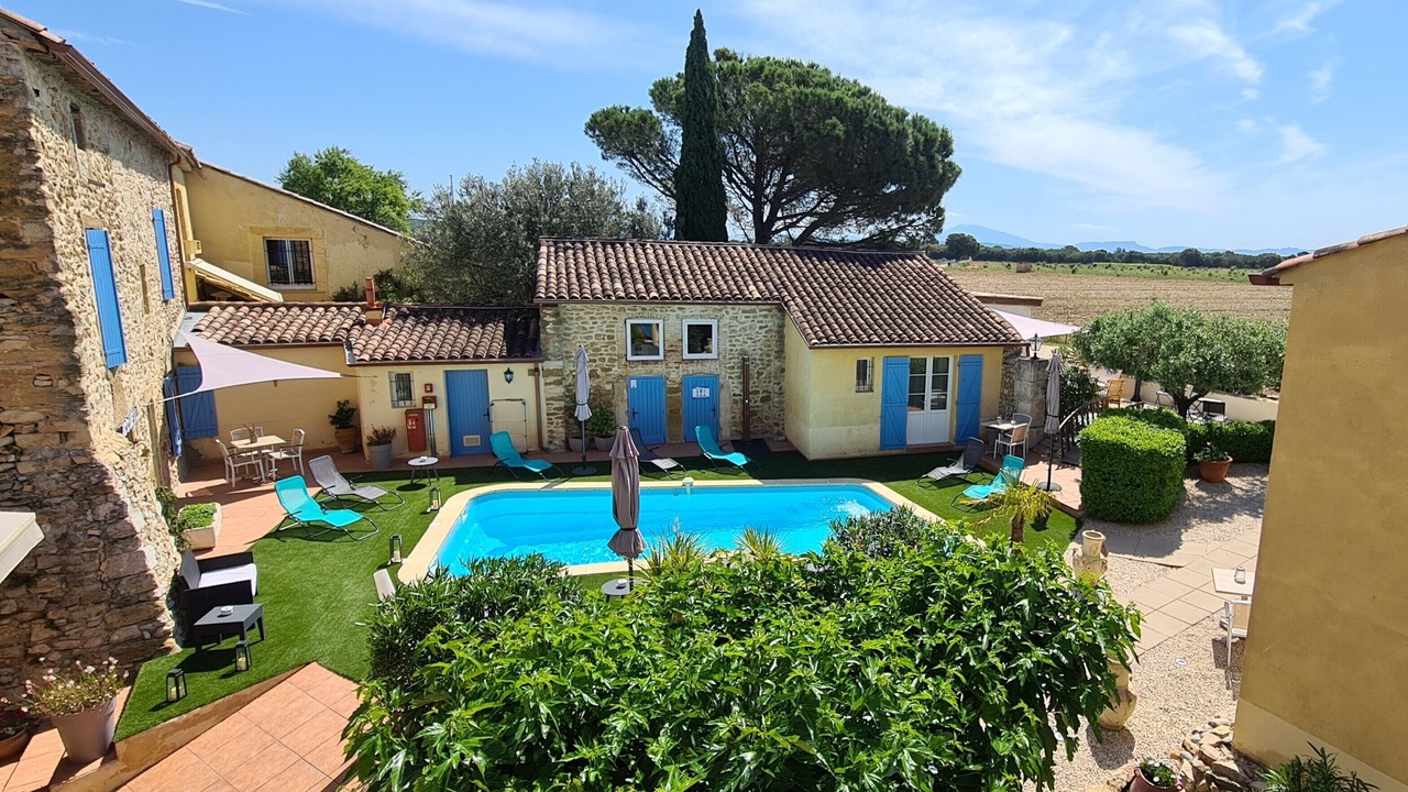 Photo of Outdoor in Suze-la-Rousse