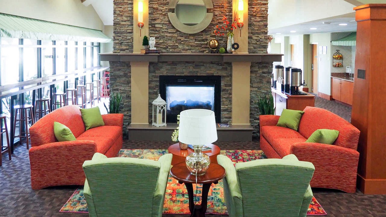 Photo of Livingroom in Unity Village