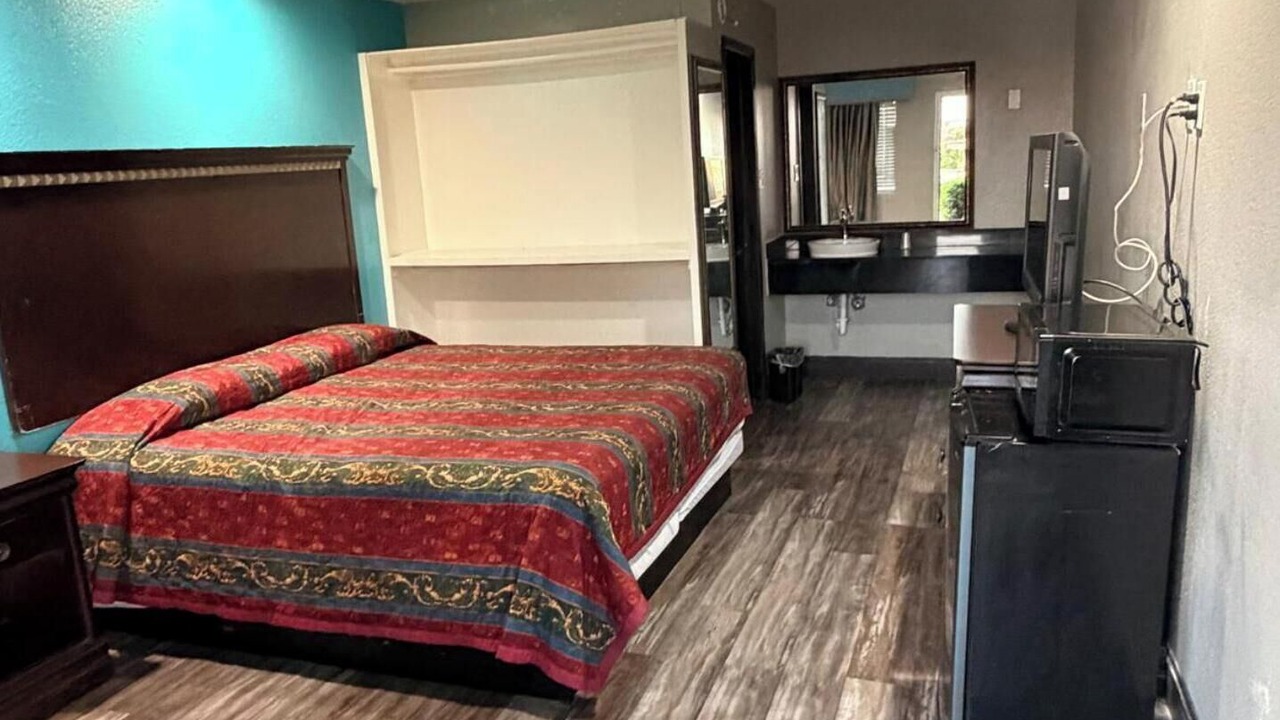 Photo of Bedroom in Mesquite