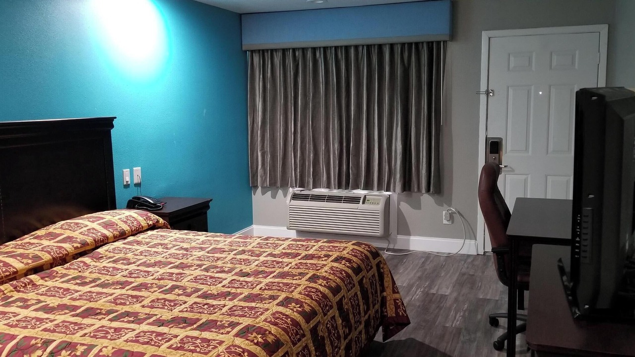 Photo of Bedroom in Mesquite