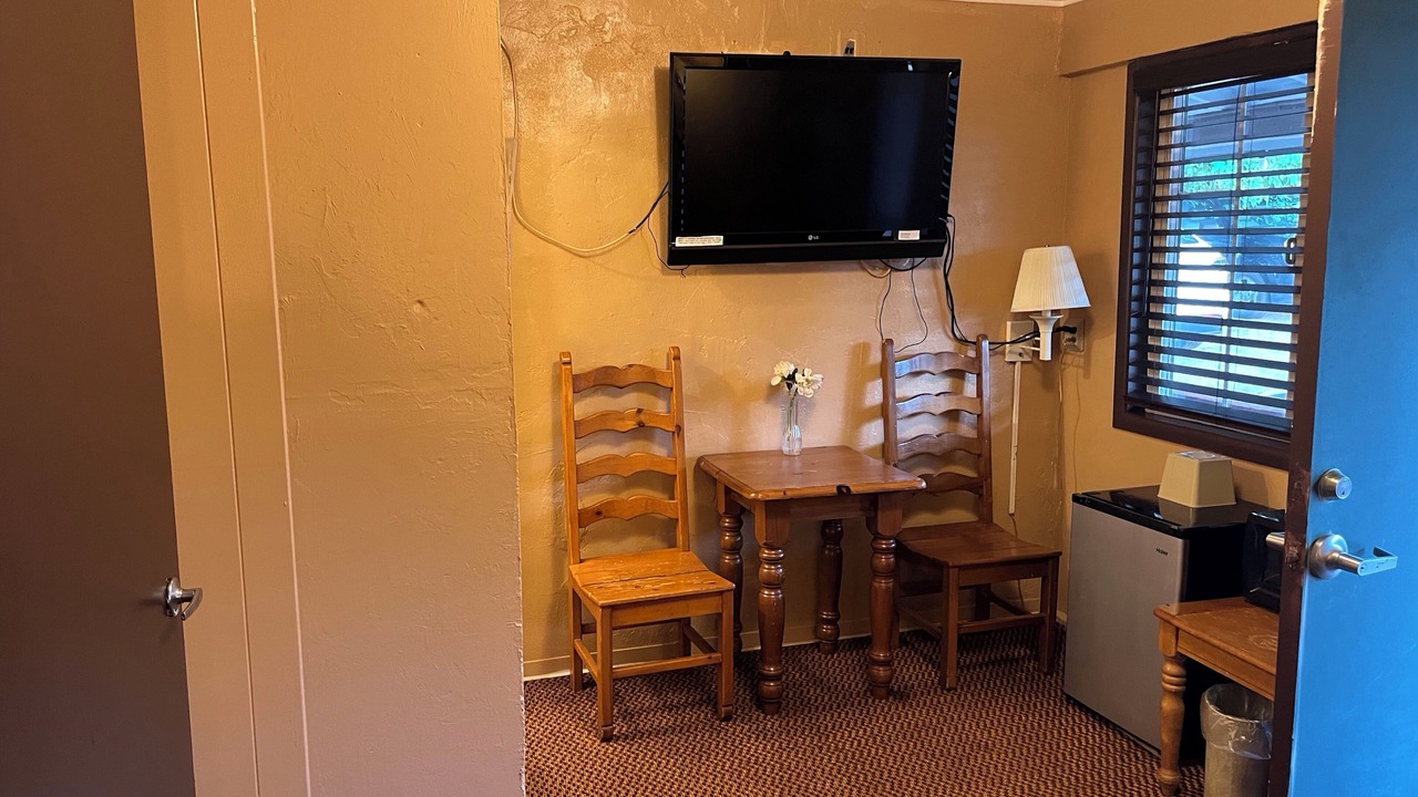 Photo of Bedroom in Altaville