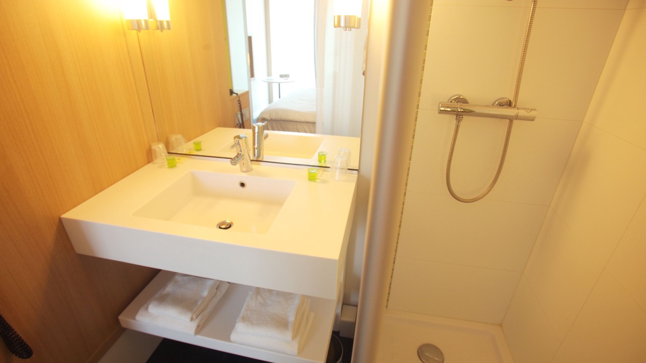 Photo of Bathroom in Reze