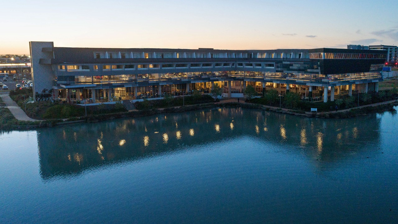 Photo of Outdoor in Caroline Springs