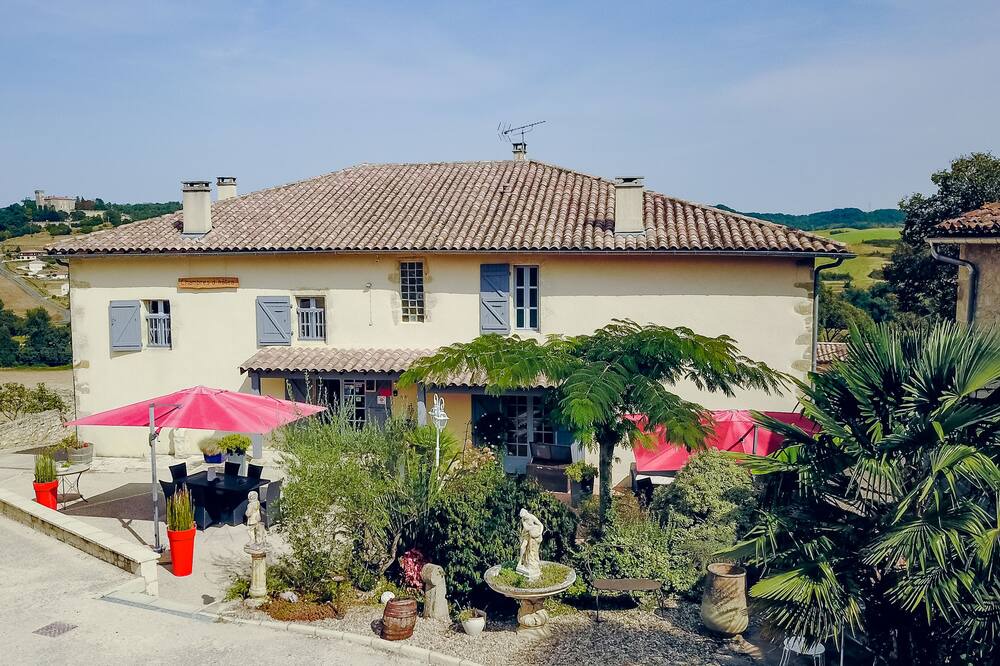 Photo of Outdoor in Auch