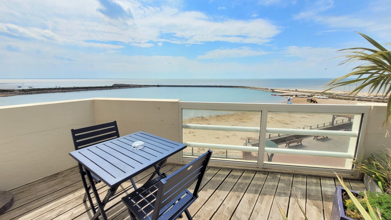 Photo of Bedroom in La Rogere