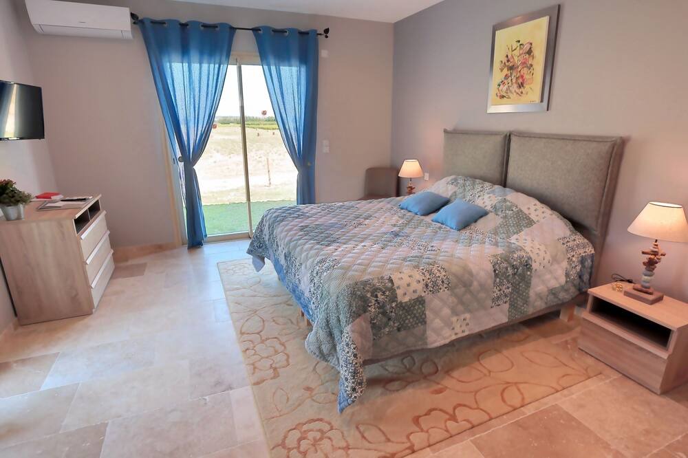 Photo of Bedroom in Pujaut