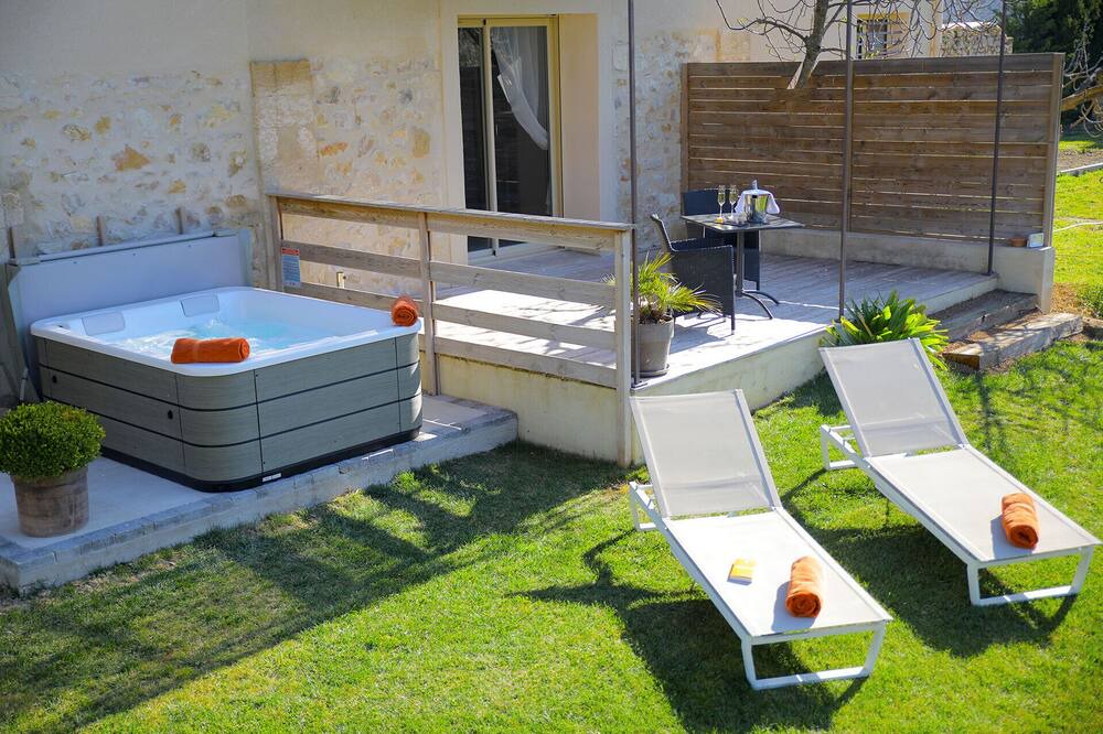 Photo of Patio Balcony in Pujaut