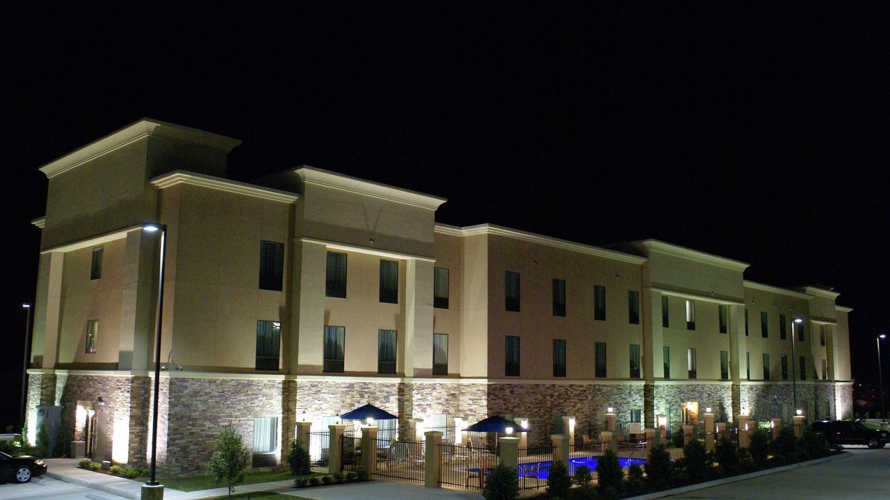Photo of Outdoor in Center