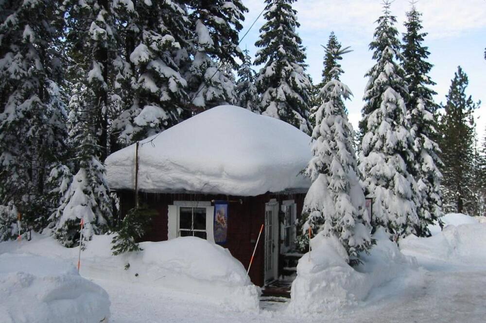 Photo of Bedroom in Tahoma