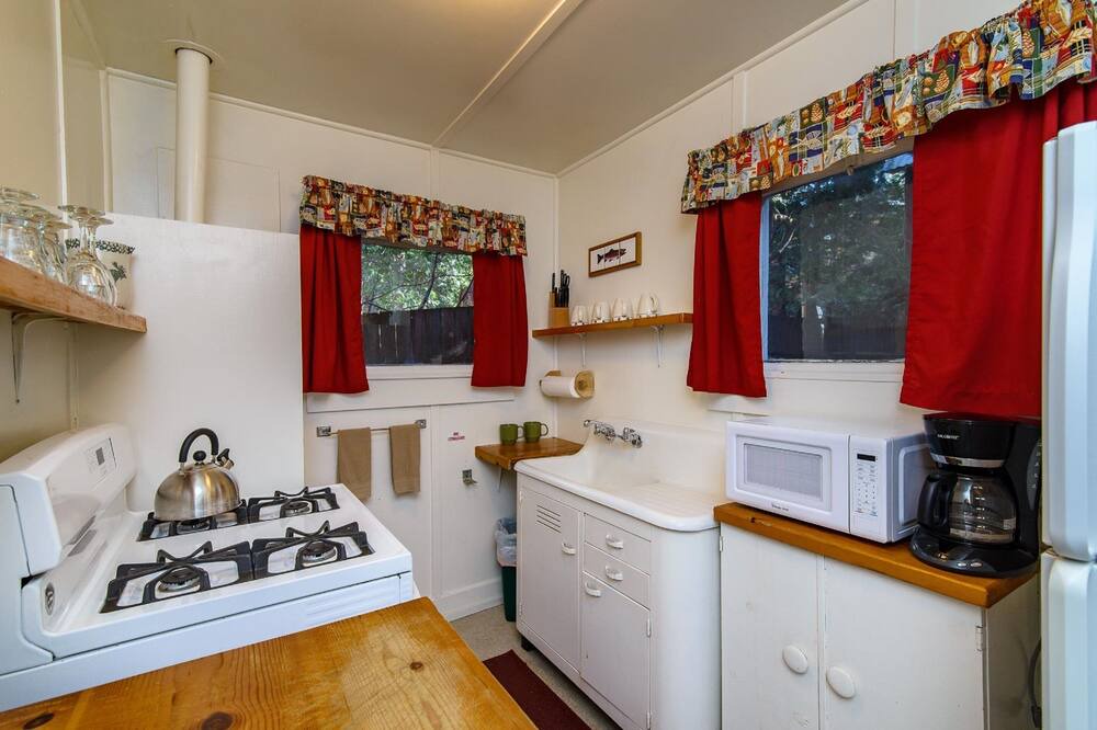 Photo of Kitchen in Tahoma