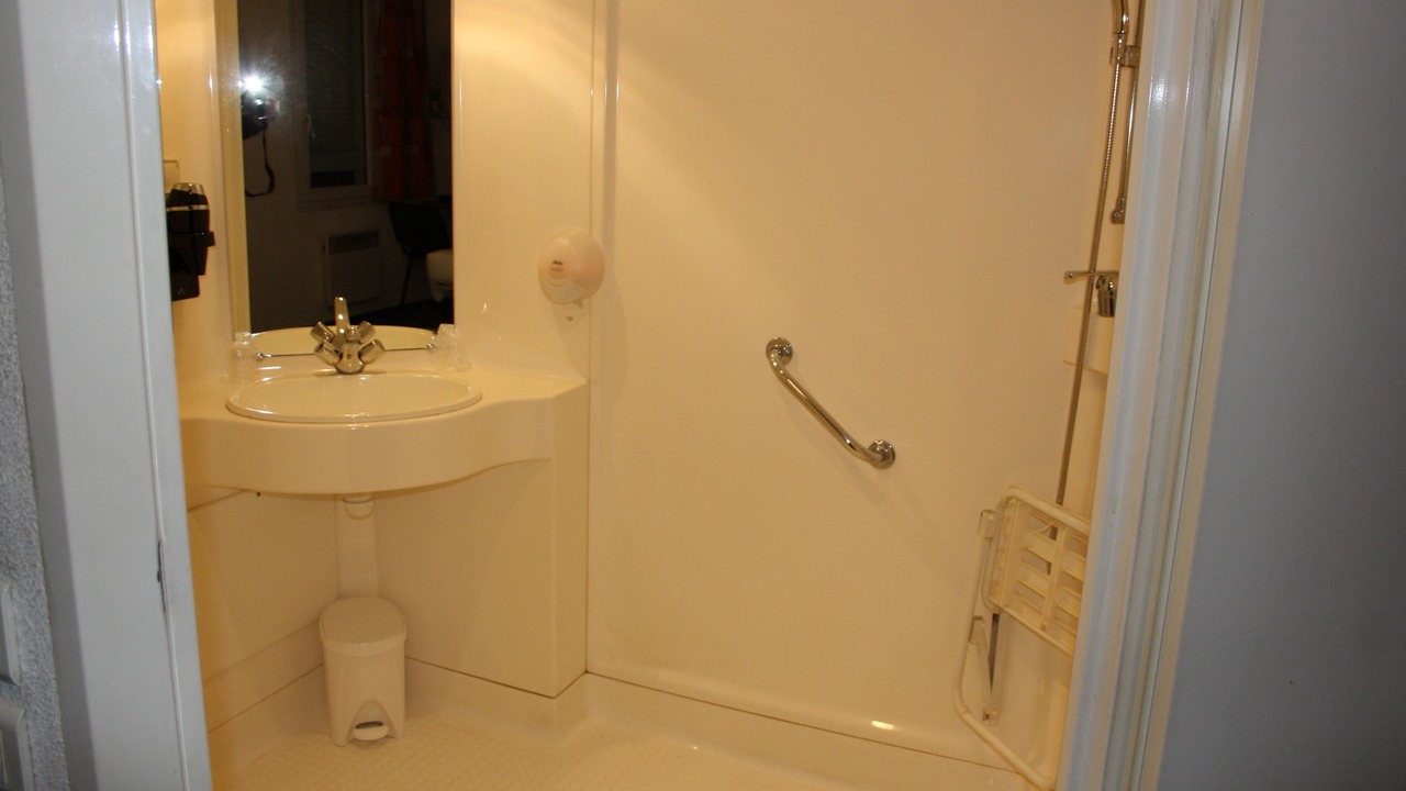 Photo of Bathroom in Bourg-les-Valence