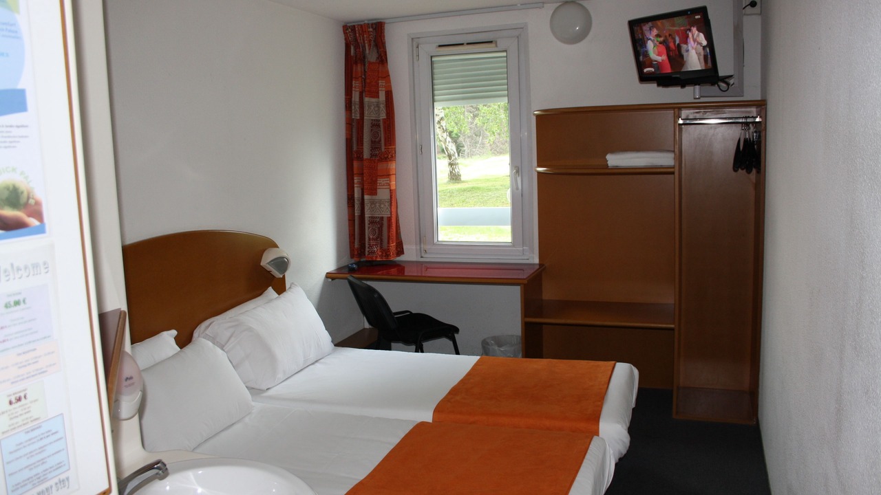 Photo of Bedroom in Bourg-les-Valence