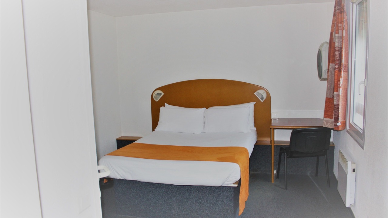 Photo of Bedroom in Bourg-les-Valence