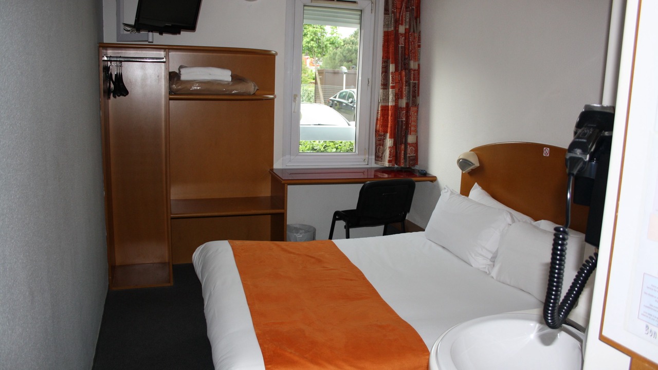 Photo of Bedroom in Bourg-les-Valence