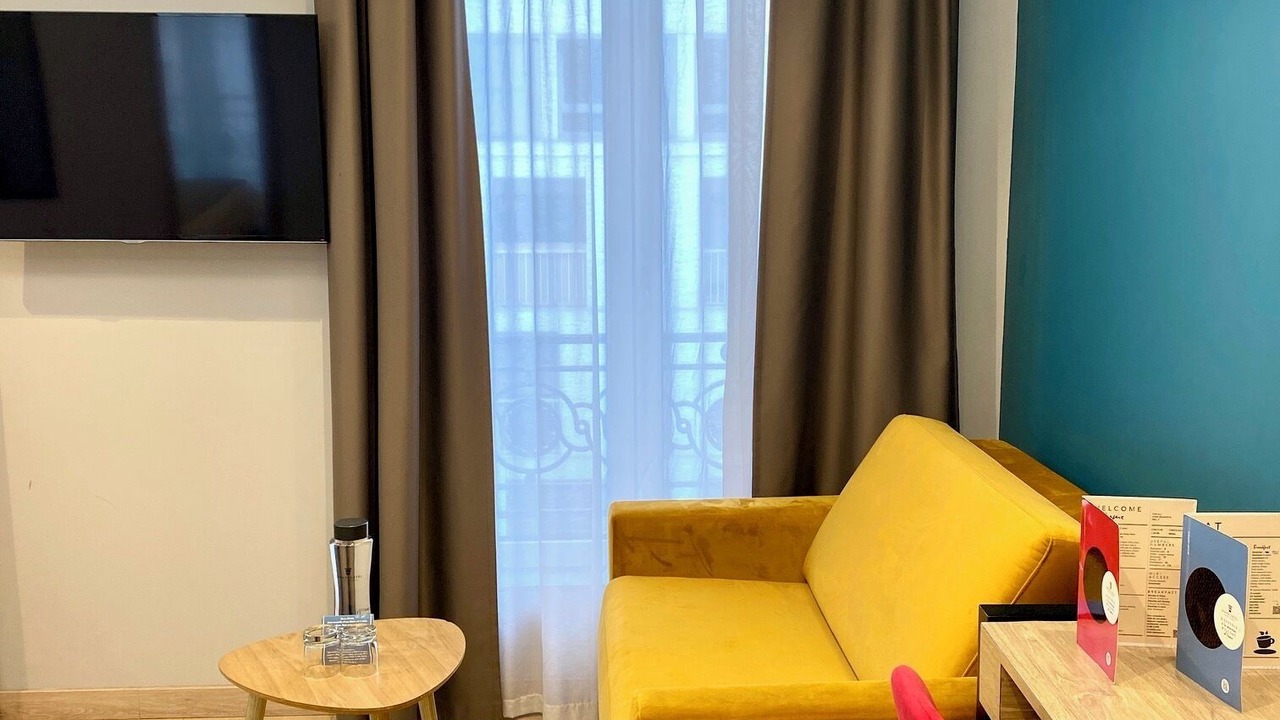Photo of Bedroom in Clichy