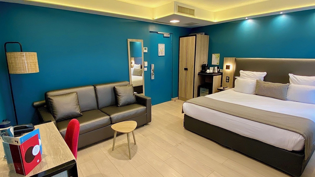 Photo of Bedroom in Clichy