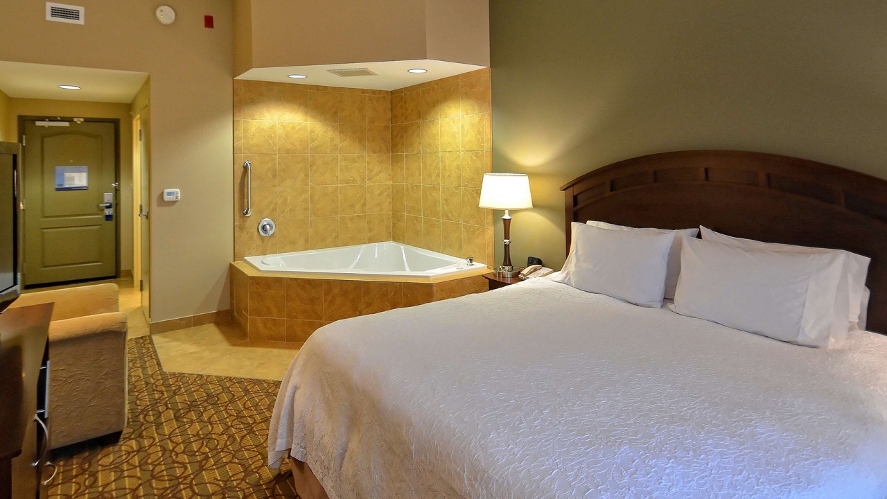 Photo of Bedroom in Geneseo