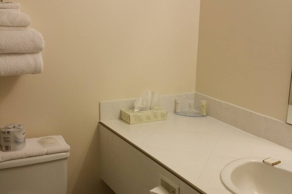 Photo of Bathroom in Melville