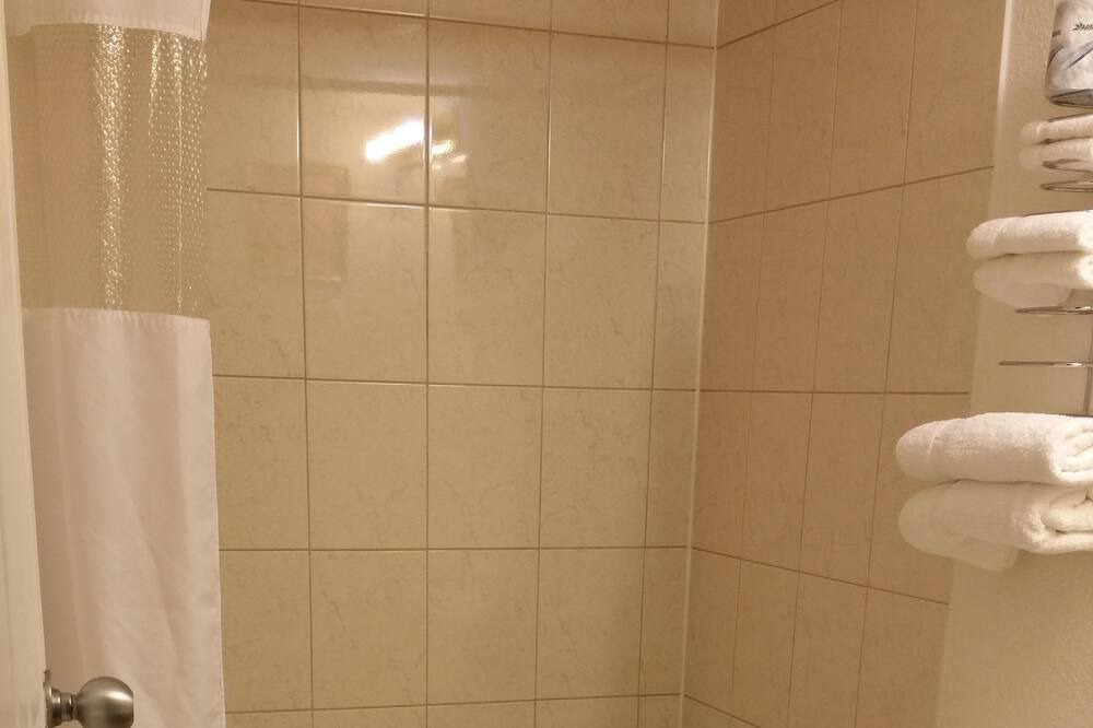 Photo of Bathroom in Melville