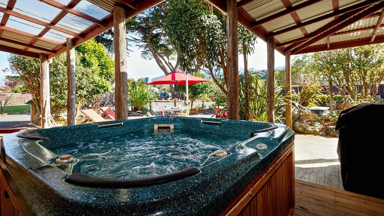 Photo of Others in Hapuku