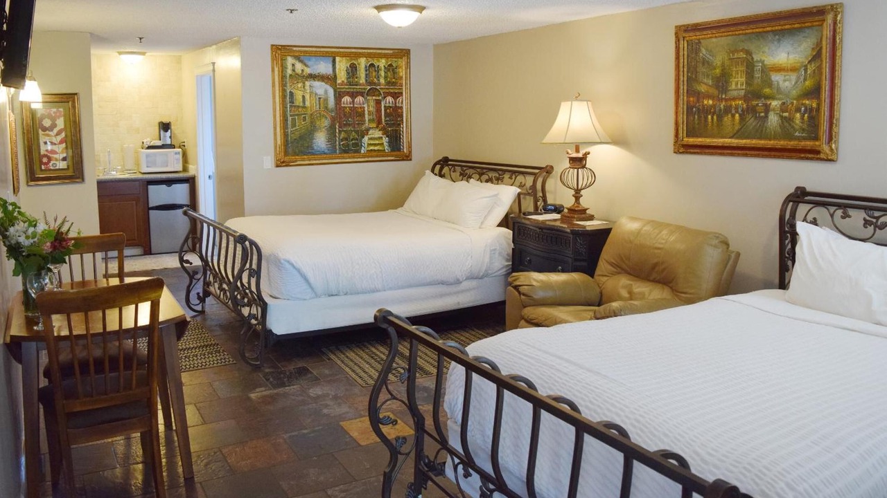 Photo of Others in Silverton