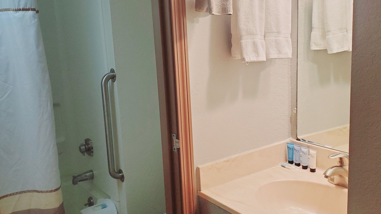 Photo of Bathroom in Deadwood