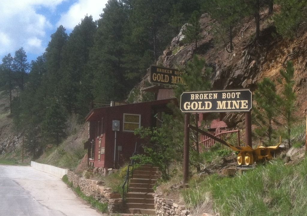 Photo of Others in Deadwood