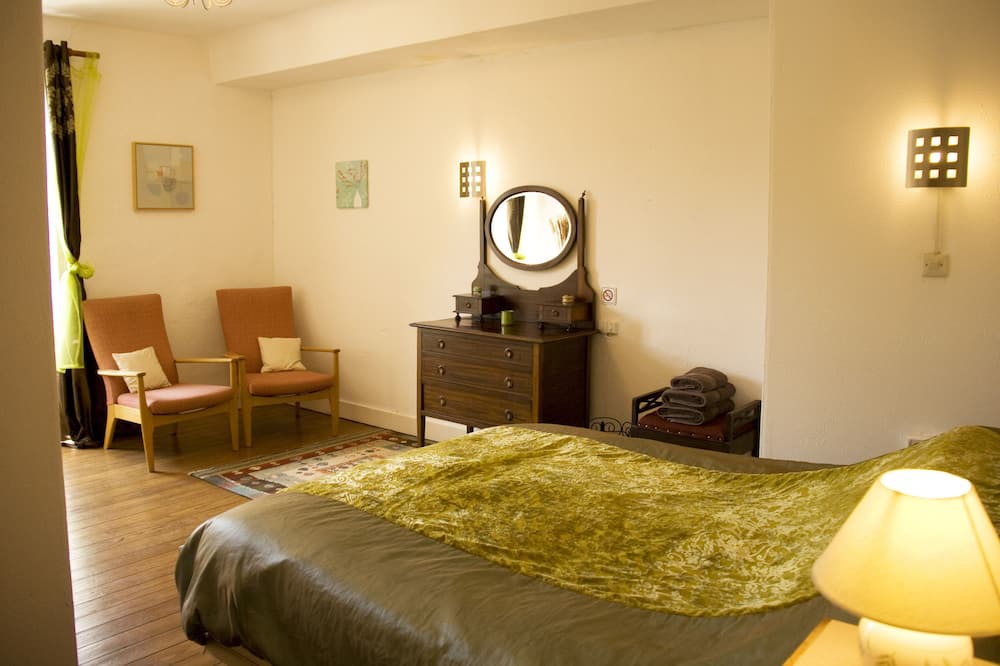 Photo of Bedroom in Fresne-la-Mere