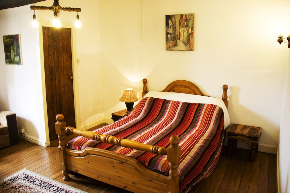 Photo of Bedroom in Fresne-la-Mere