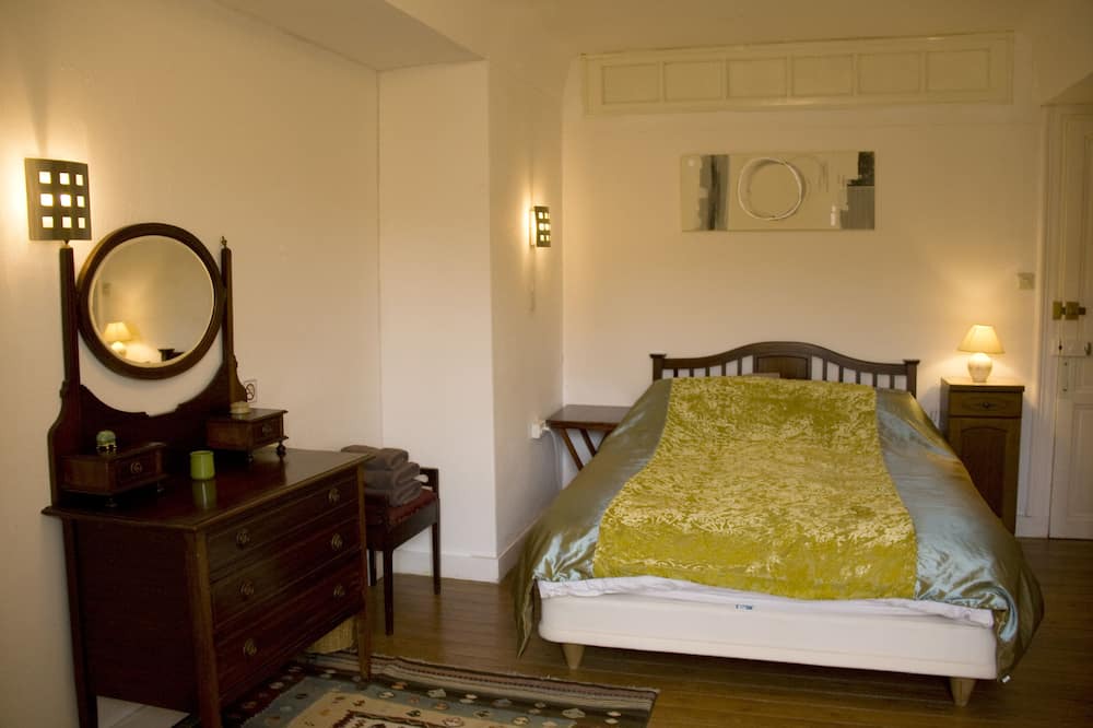 Photo of Bedroom in Fresne-la-Mere