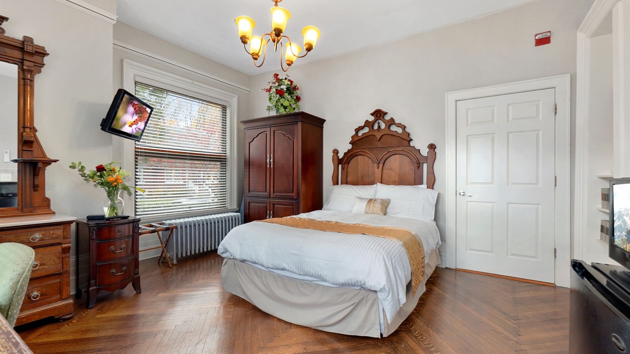 Photo of Bedroom in Summit