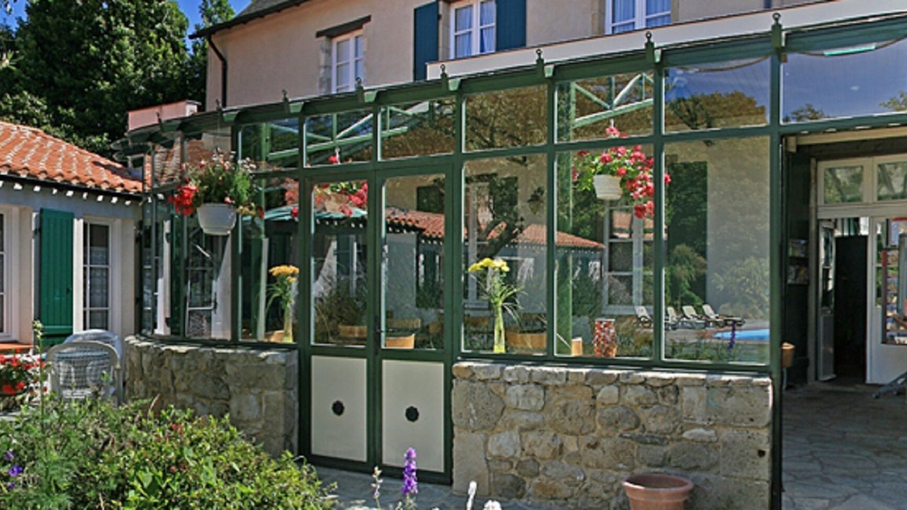 Photo of Outdoor in Bouin