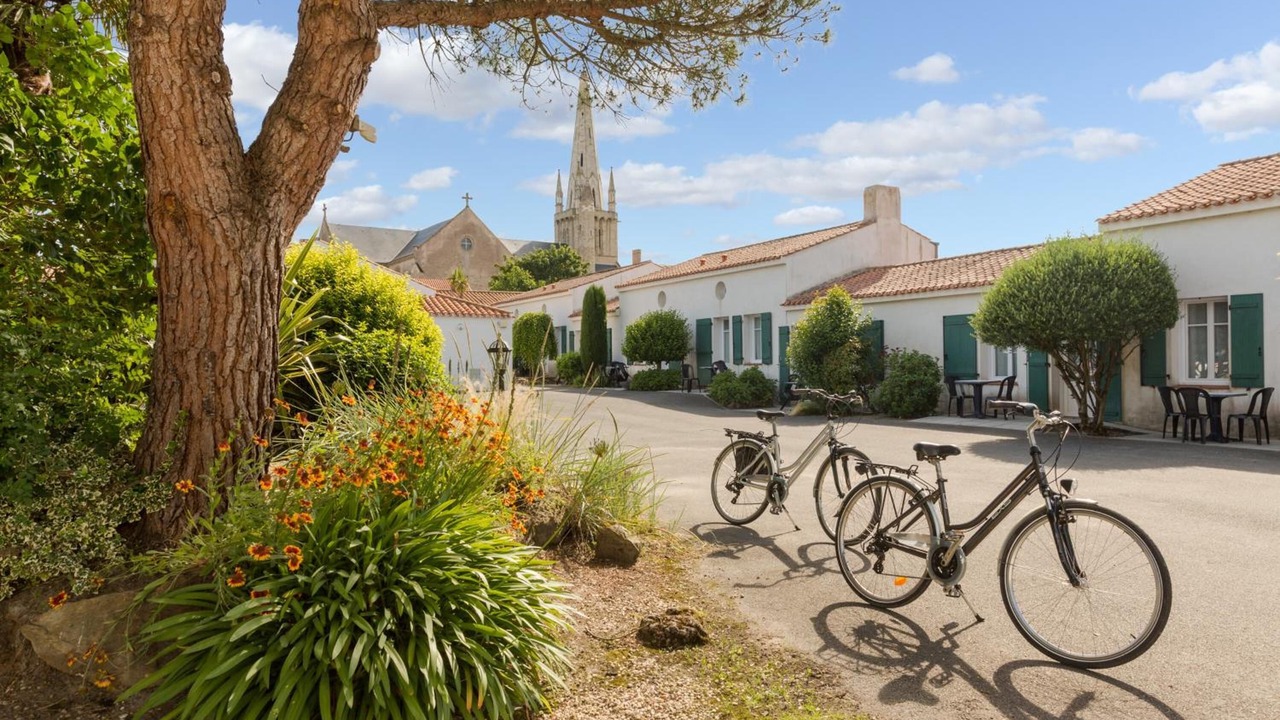 Photo of Outdoor in Bouin