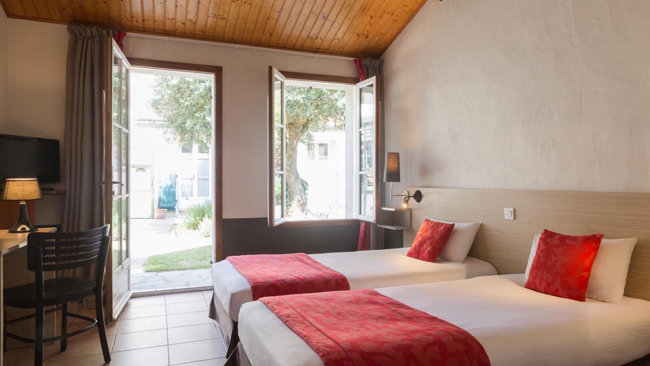 Photo of Bedroom in Bouin