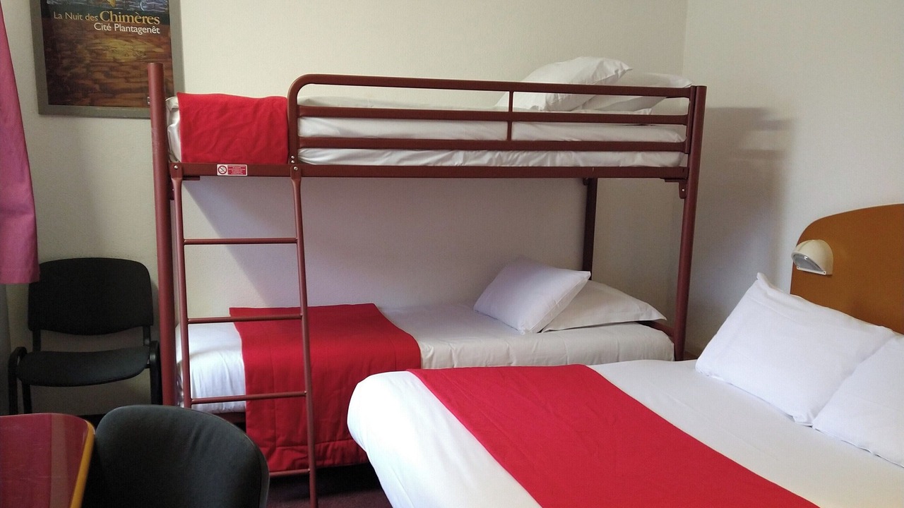 Photo of Bedroom in Saint-Saturnin