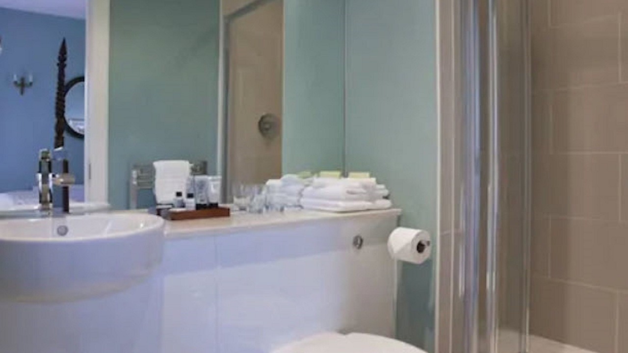 Photo of Others in Ratho