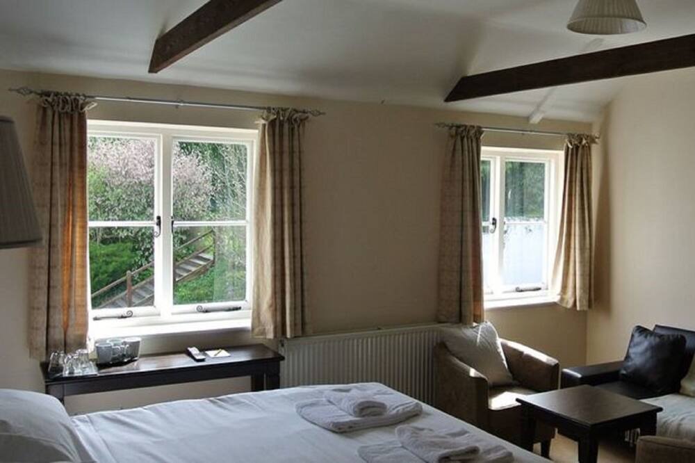 Photo of Bedroom in Collingbourne Kingston