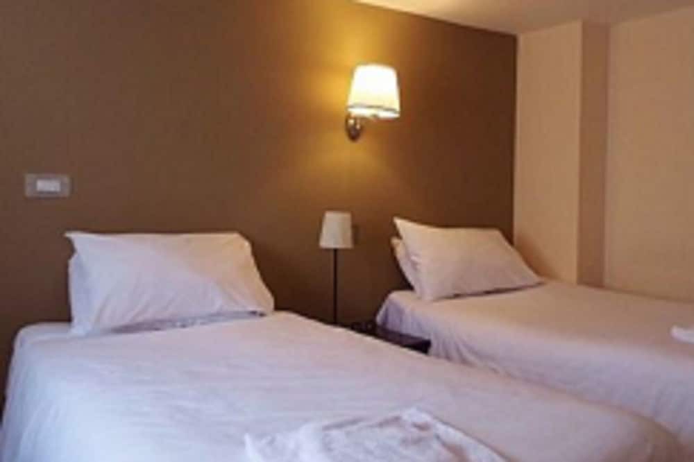 Photo of Bedroom in Collingbourne Kingston