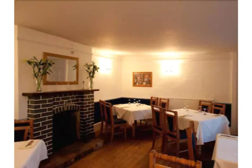 Photo of Others in Collingbourne Kingston