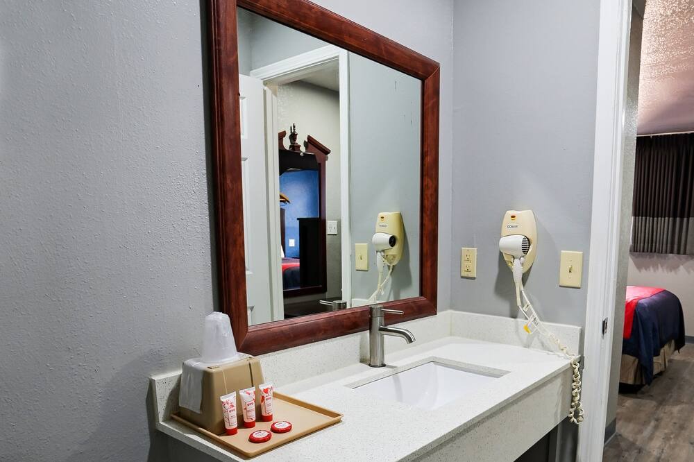 Photo of Bathroom in Waldron